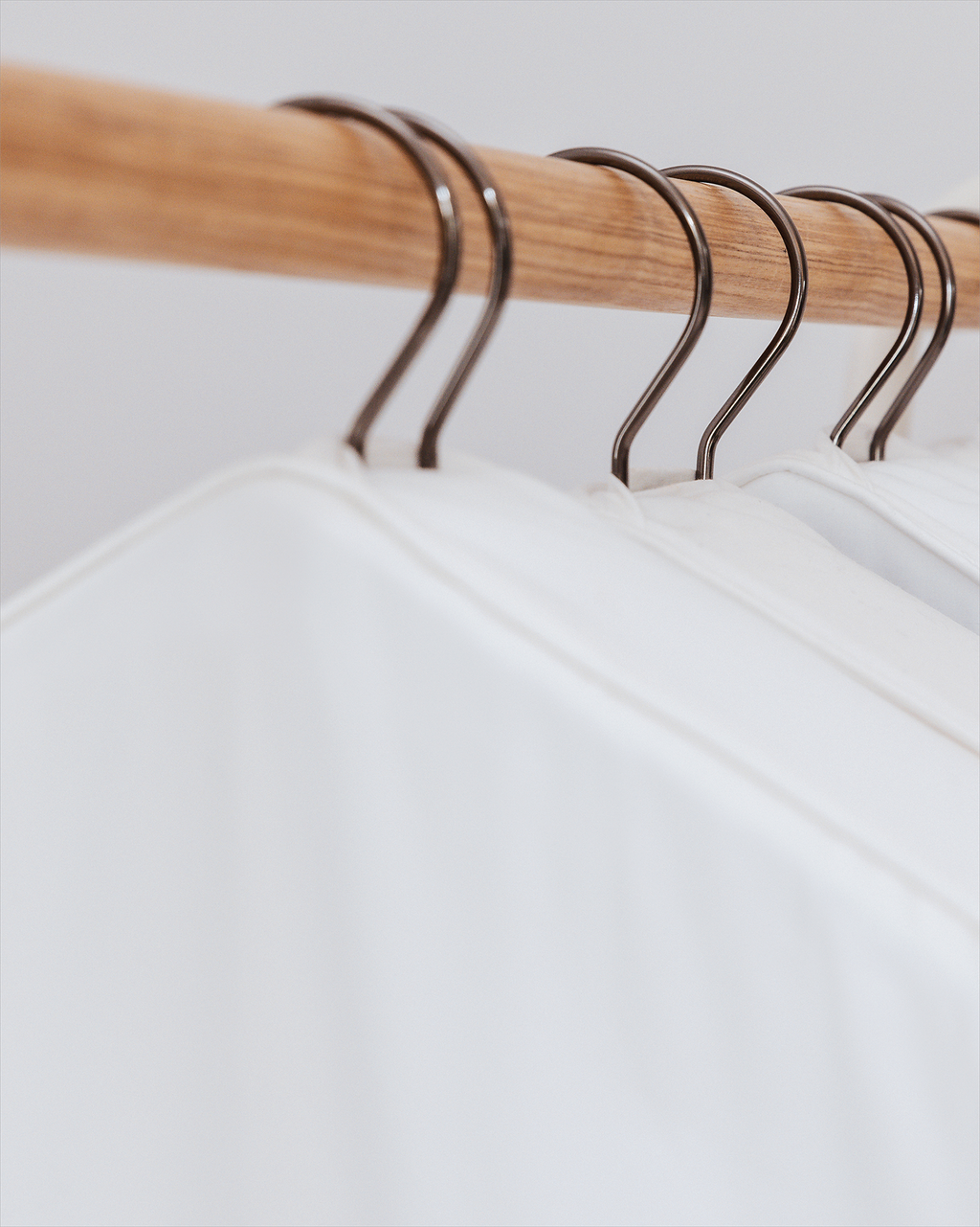 Short Organic Cotton Hanging Bag in White