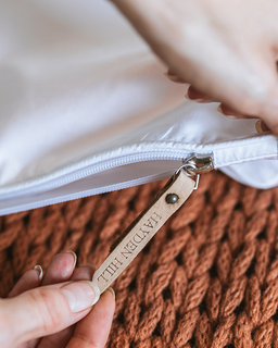 Short Organic Cotton Hanging Bag in White